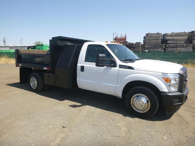 Image of Ford F-350 equipment image 1