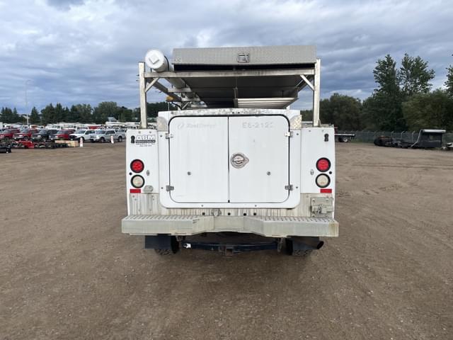 Image of Ford F-350 equipment image 3