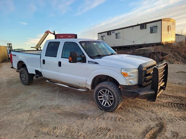 Image of Ford F-350 equipment image 3