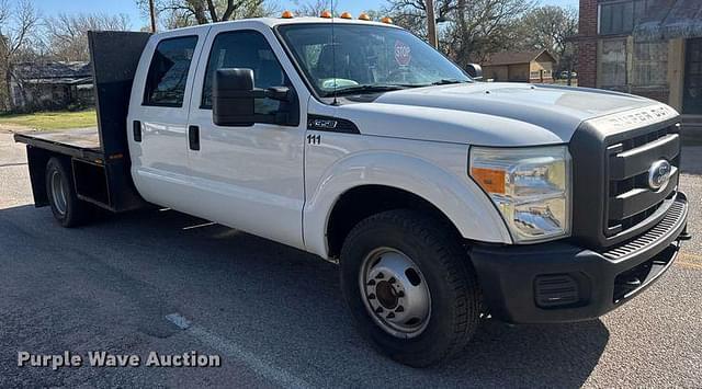 Image of Ford F-350 equipment image 2