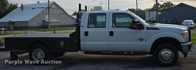 Image of Ford F-350 equipment image 3