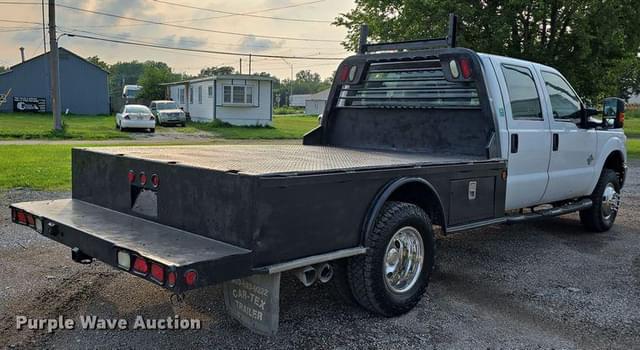 Image of Ford F-350 equipment image 4