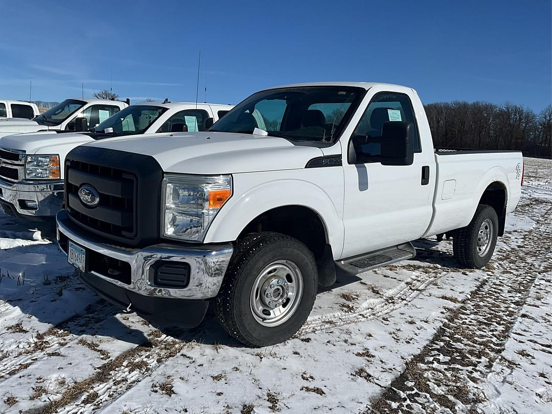 Image of Ford F-350 Primary image