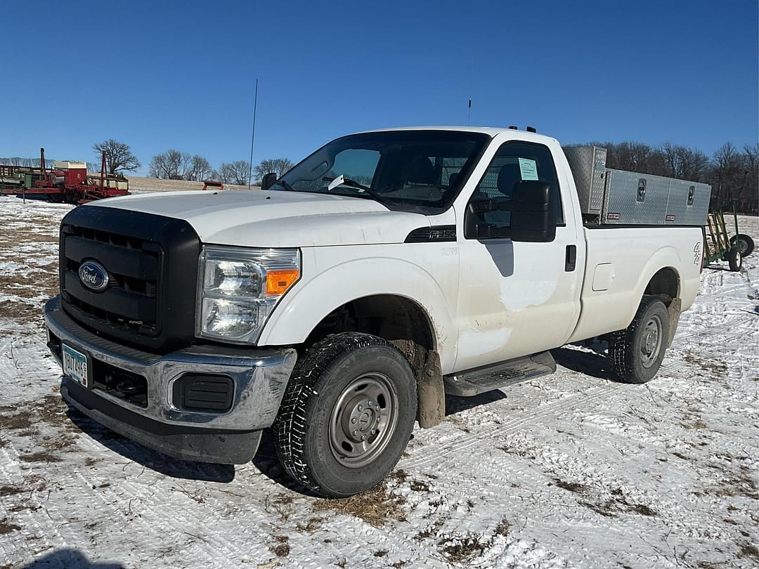 Image of Ford F-350 Primary image