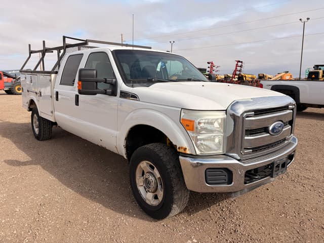 Image of Ford F-350 equipment image 1
