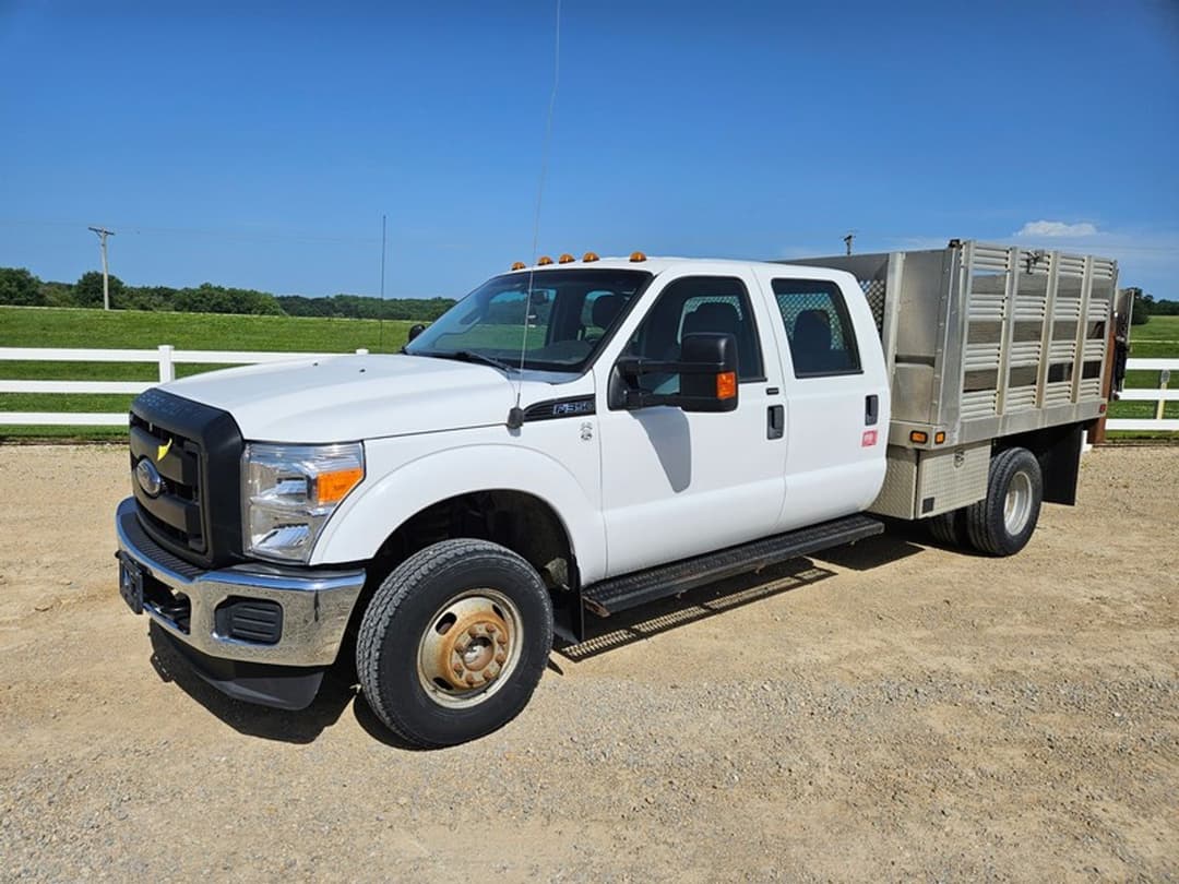 Image of Ford F-350 Primary image