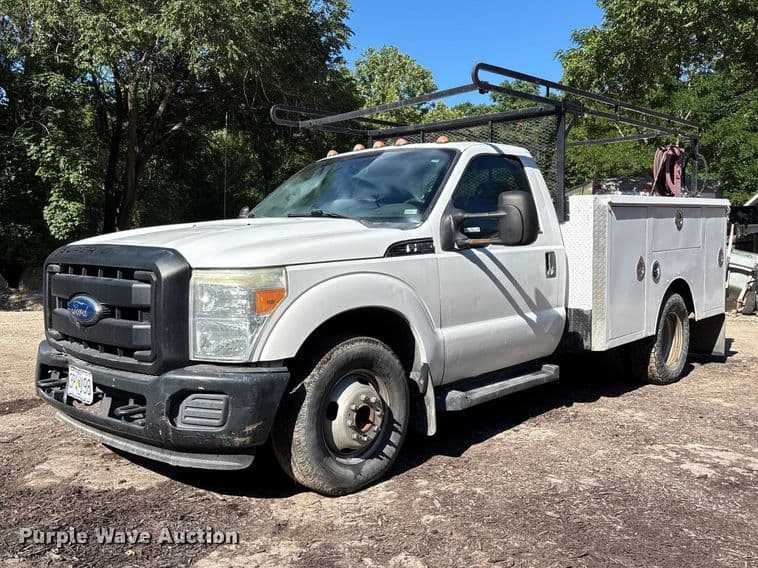 Image of Ford F-350 Primary image