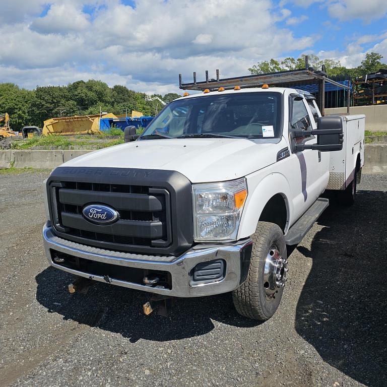 Image of Ford F-350 Primary image