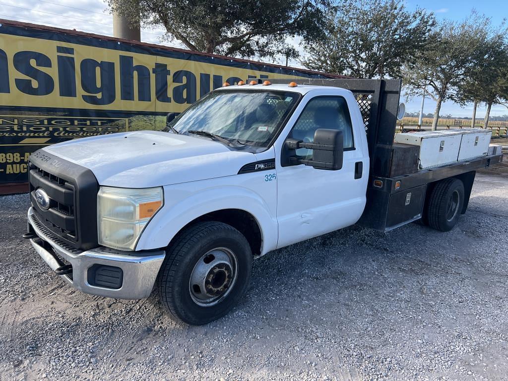 Image of Ford F-350 Primary image