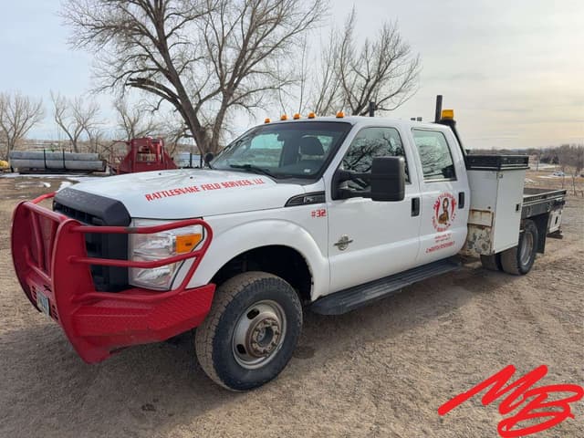Image of Ford F-350 equipment image 1