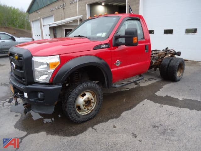 Image of Ford F-350 equipment image 1