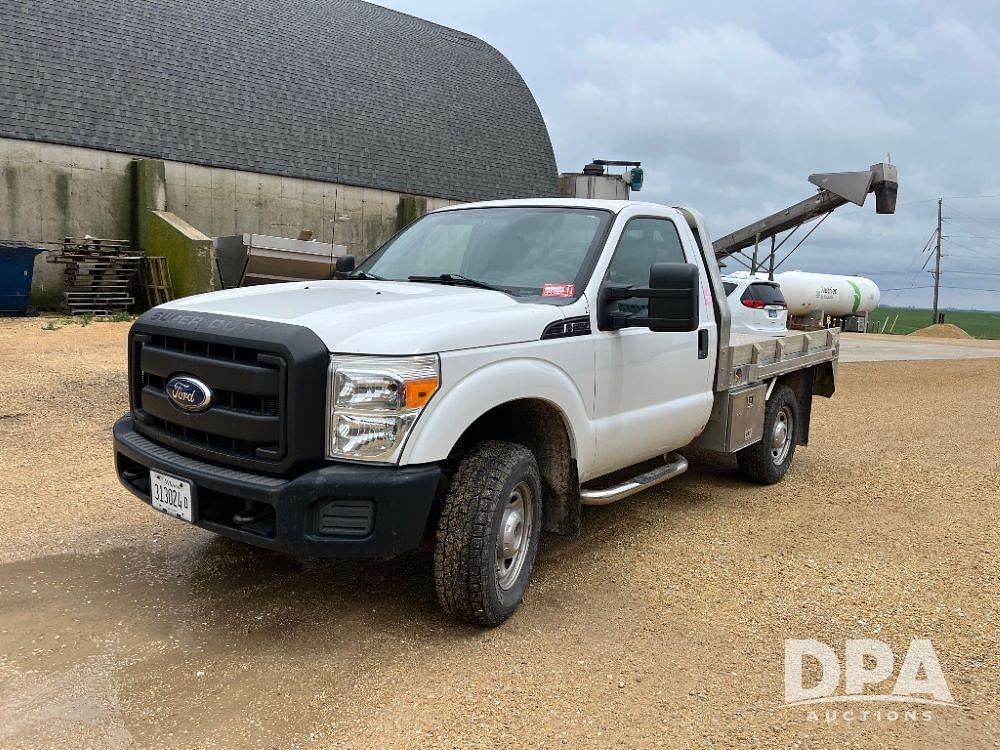 Image of Ford F-350 Primary image