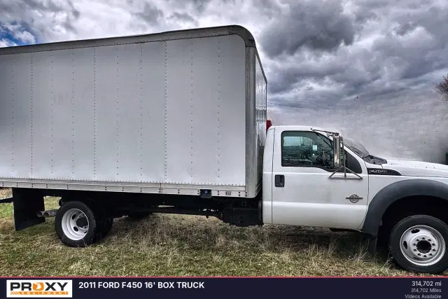 Image of Ford F-450 equipment image 1
