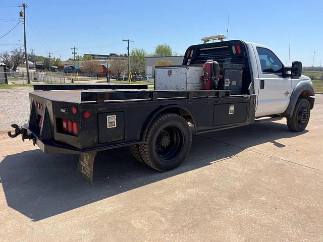Image of Ford F-450 equipment image 2