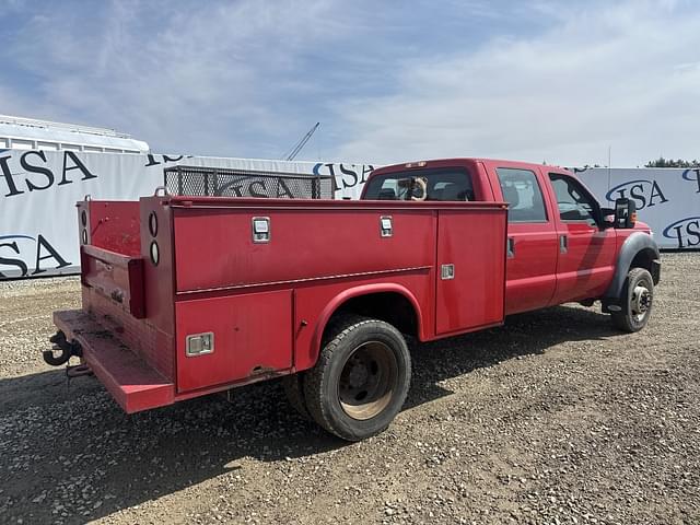 Image of Ford F-450 equipment image 4