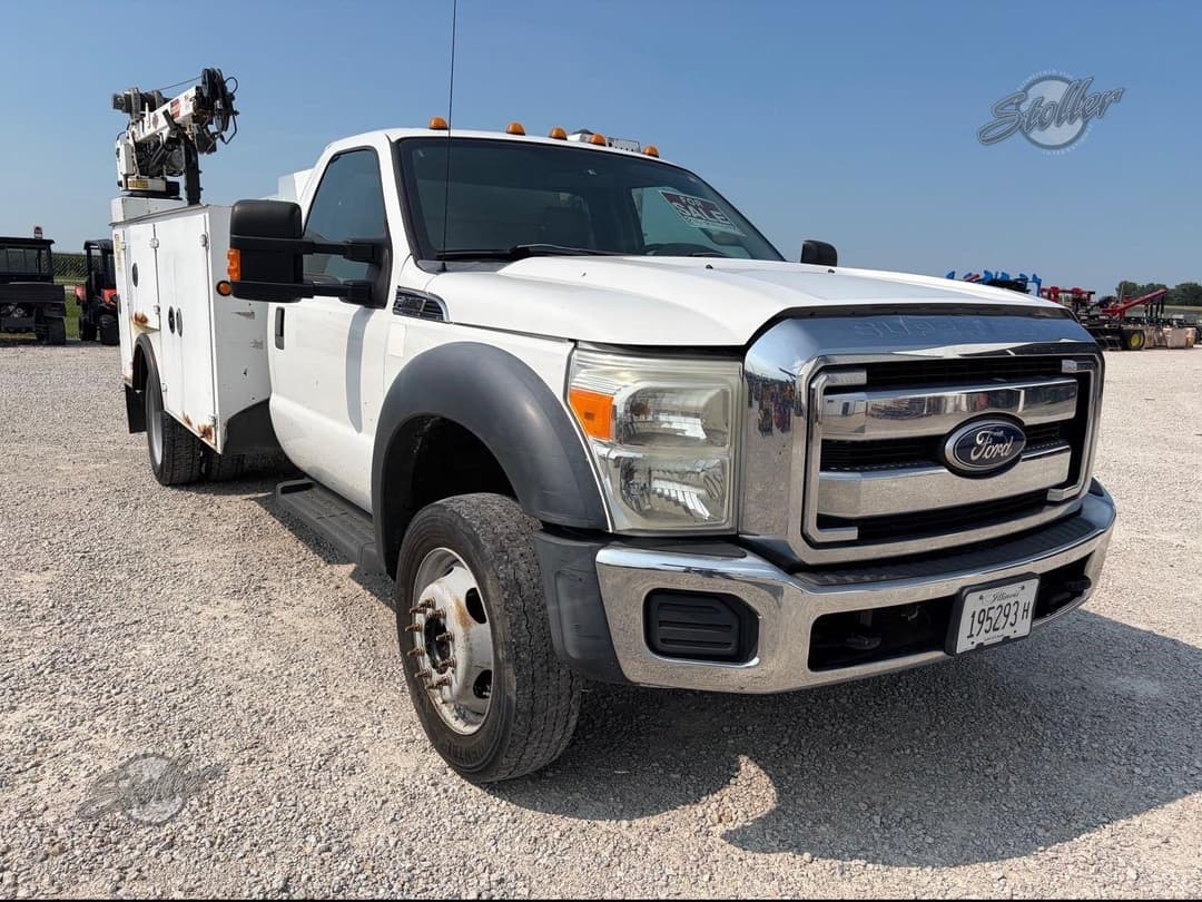Image of Ford F-450 Primary image