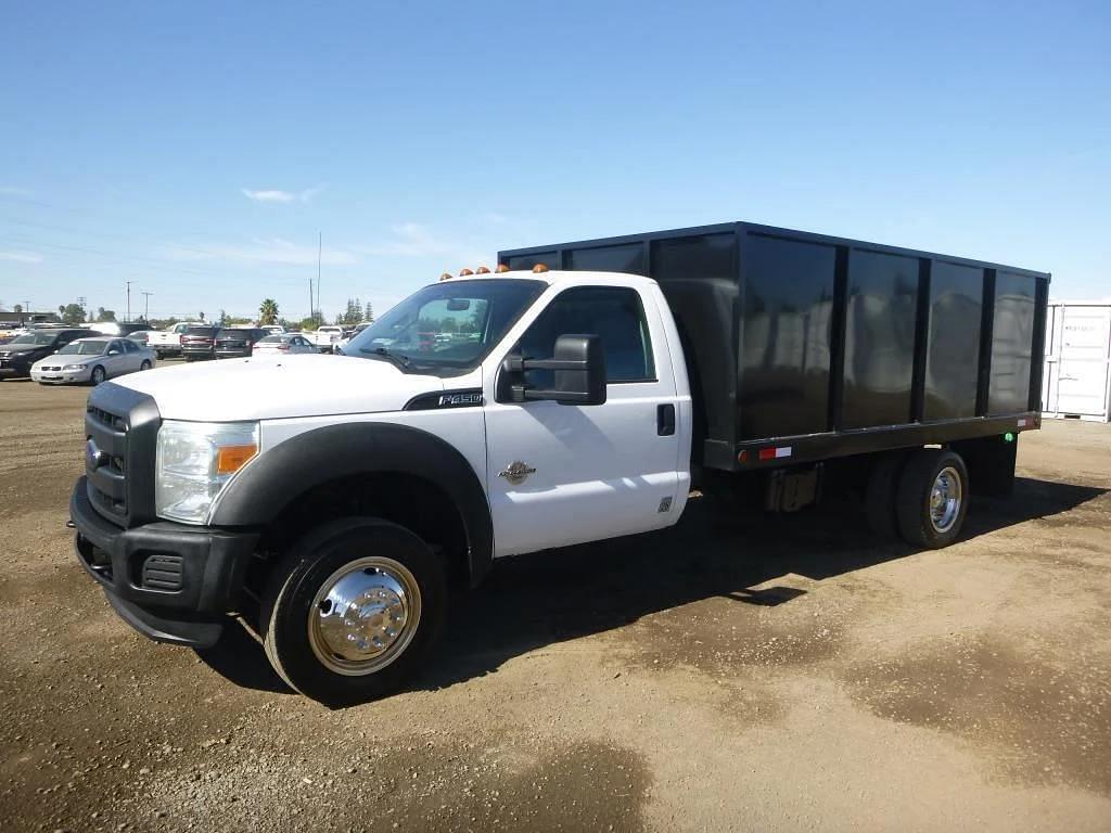 Image of Ford F-450 Primary image