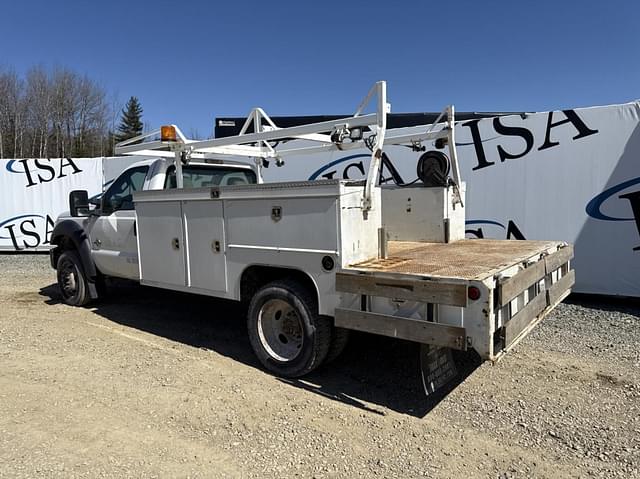Image of Ford F-450 equipment image 2