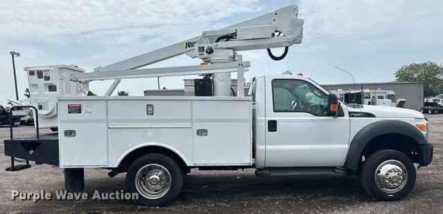 Image of Ford F-450 equipment image 3