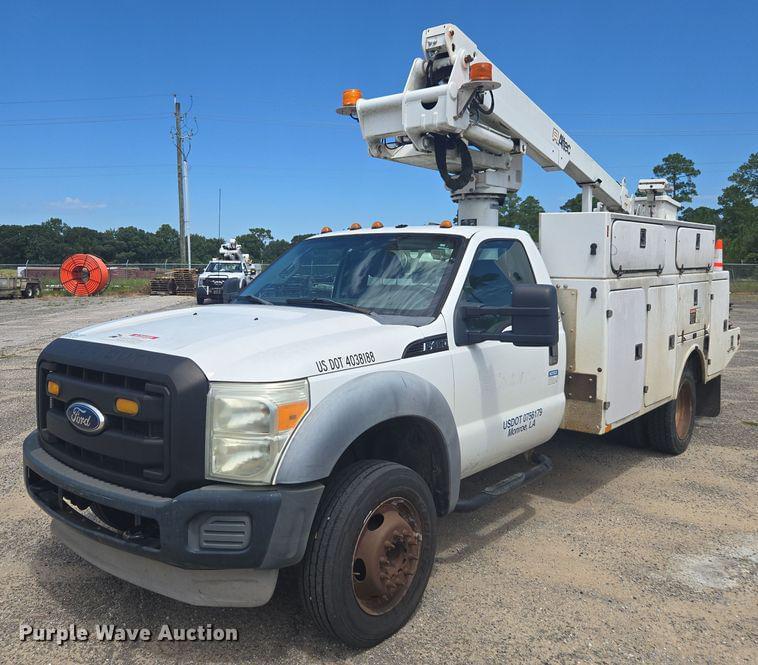 Image of Ford F-450 Primary image