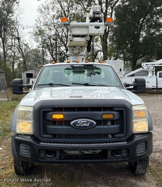 Image of Ford F-450 equipment image 1