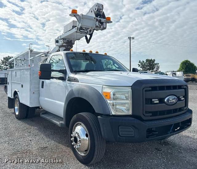 Image of Ford F-450 equipment image 2