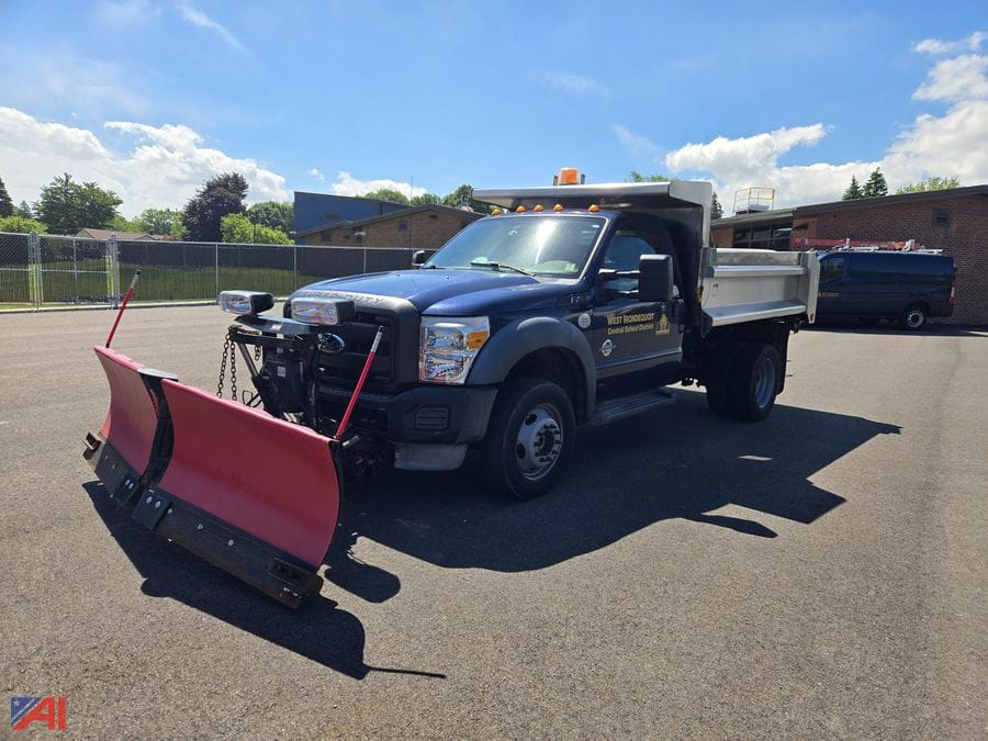 2011 Ford F-450 Equipment Image0