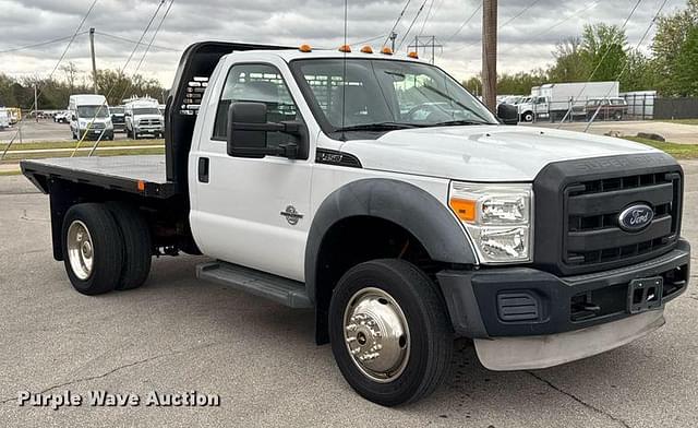 Image of Ford F-450 equipment image 2