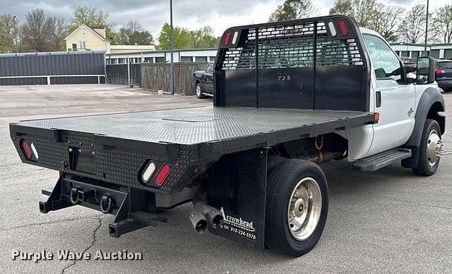 Image of Ford F-450 equipment image 4