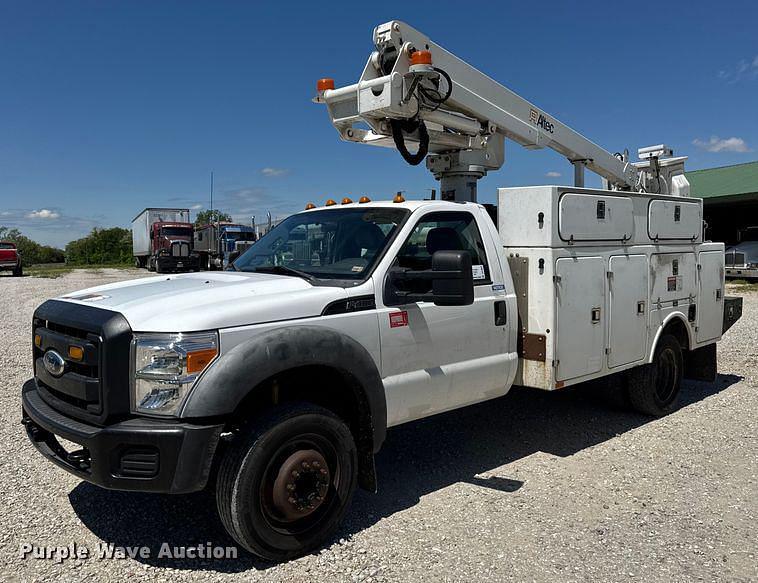 Image of Ford F-450 Primary image