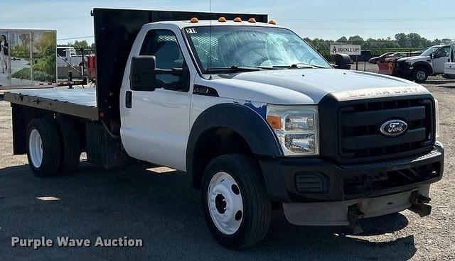 Image of Ford F-450 equipment image 2