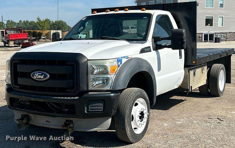 Image of Ford F-450 Primary image