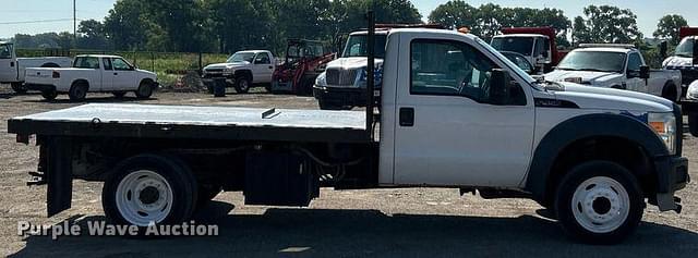 Image of Ford F-450 equipment image 3