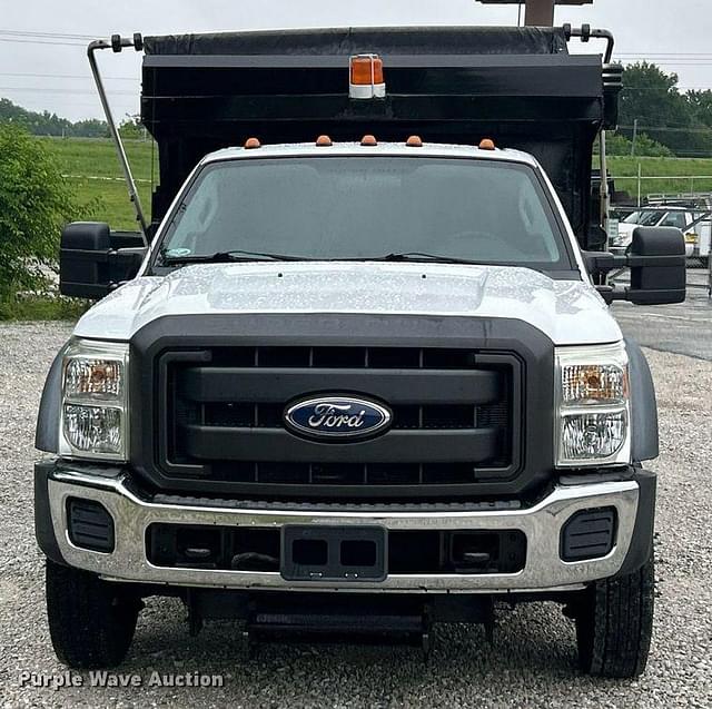 Image of Ford F-450 equipment image 2
