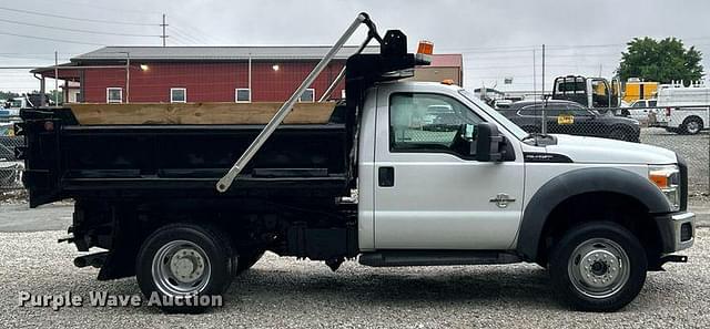 Image of Ford F-450 equipment image 4