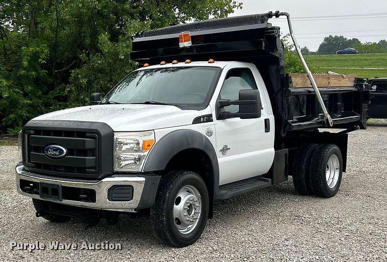 Image of Ford F-450 Primary image