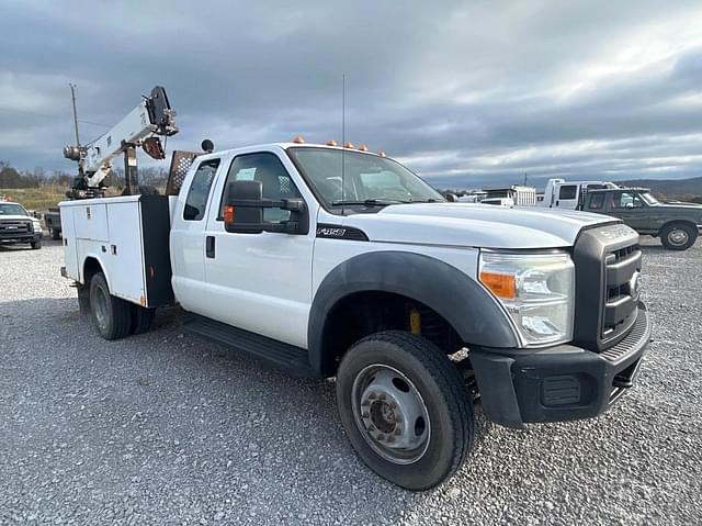 Image of Ford F-450 equipment image 1