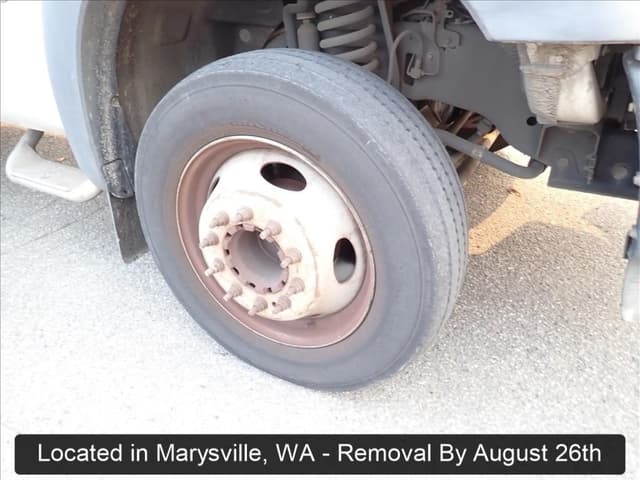 Image of Ford F-550 equipment image 4