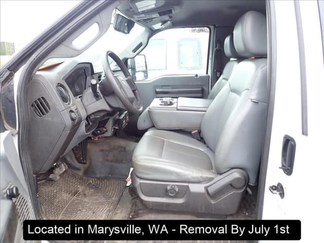 Image of Ford F-550 equipment image 3