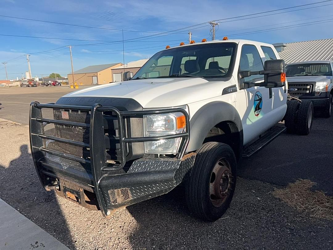 Image of Ford F-550 Primary image