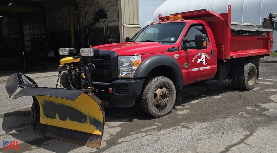Image of Ford F-550 Primary image