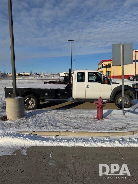 Image of Ford F-550 equipment image 3