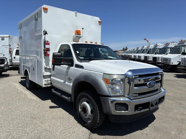 Image of Ford F-550 equipment image 1
