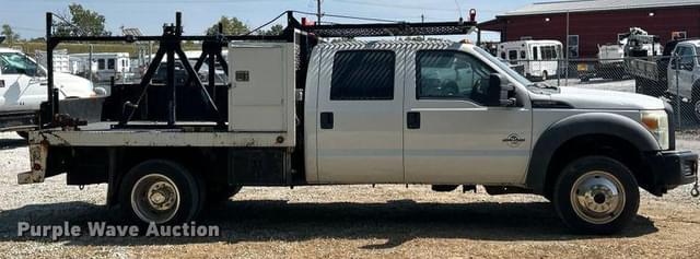 Image of Ford F-550 equipment image 3
