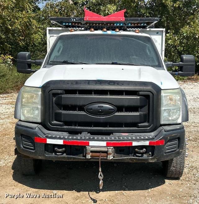 Image of Ford F-550 equipment image 1
