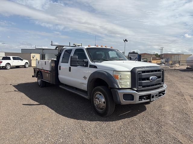 Image of Ford F-550 equipment image 2
