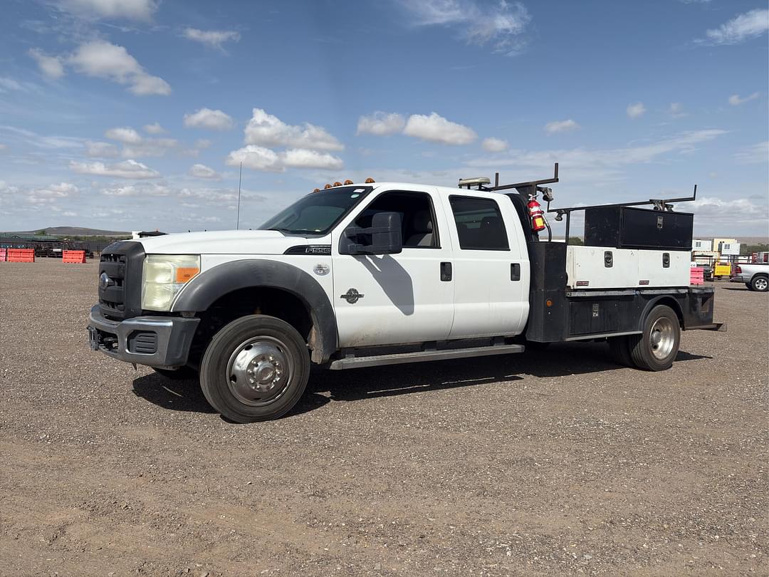 Image of Ford F-550 Primary image