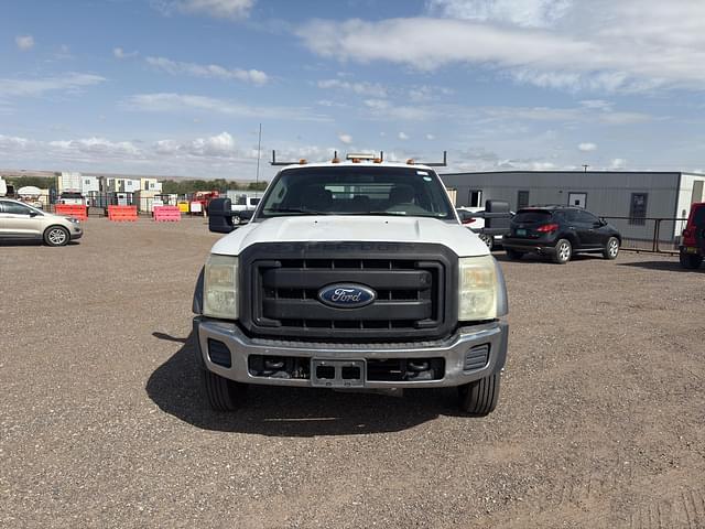 Image of Ford F-550 equipment image 1