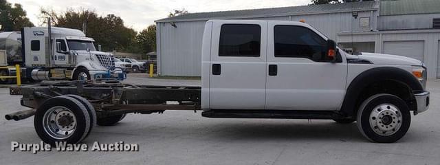 Image of Ford F-550 equipment image 3