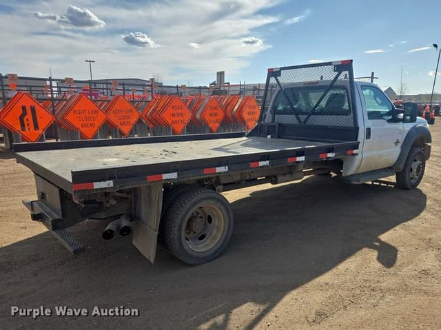 Image of Ford F-550 equipment image 4